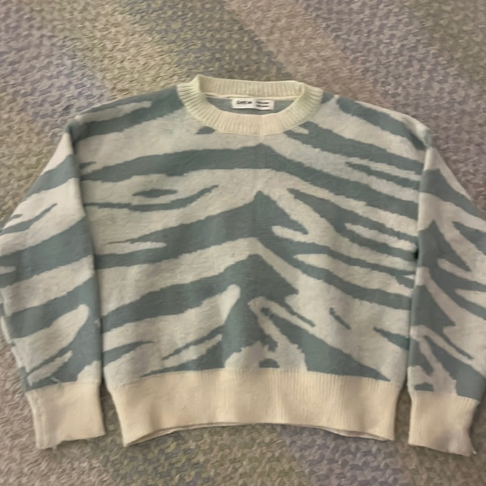 Shein girls cashmere green and white sweater! Perfect for fancy events! So cute!